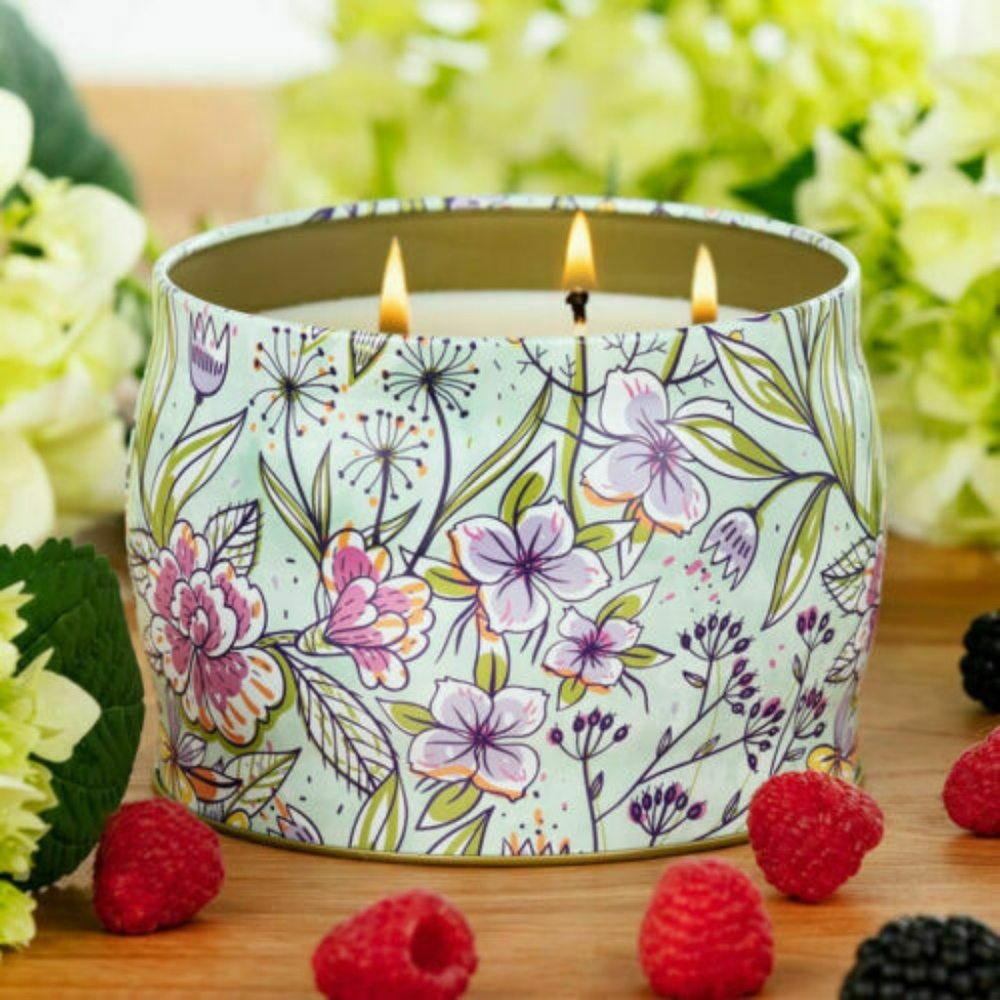 NEW Simply Indulgent Fragranced soy candle berry - Picture 3 of 3